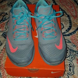Nike shoes